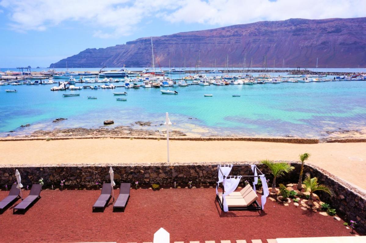 La Graciosa Camelia Beach Vistas Mar 칼레타 데 세보 외부 사진